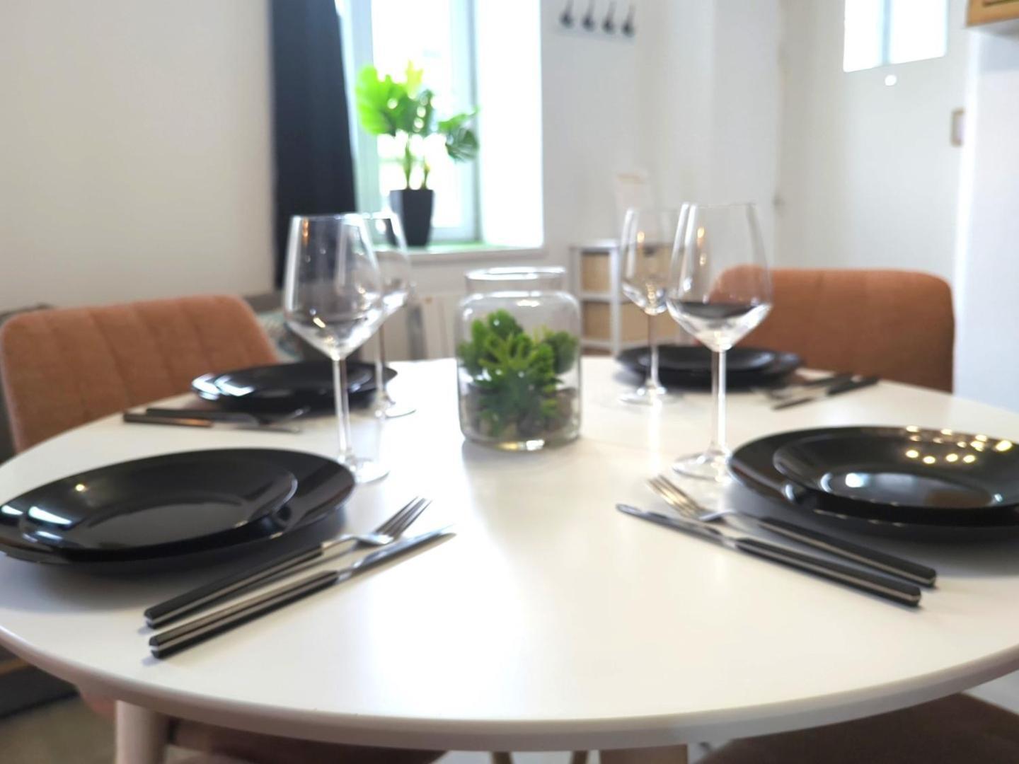 Bel Appartement Meximieux Centre Ville 2 Chambres Eksteriør billede